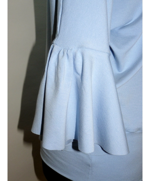 Bluzeczka typu kimono z marszczonym rękawem - błękitna